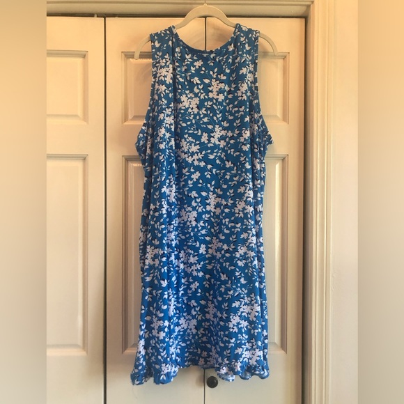 Draper James, blue & white tank sleep wear with small ruffle at bottom,XXL-XXXL - Picture 2 of 10